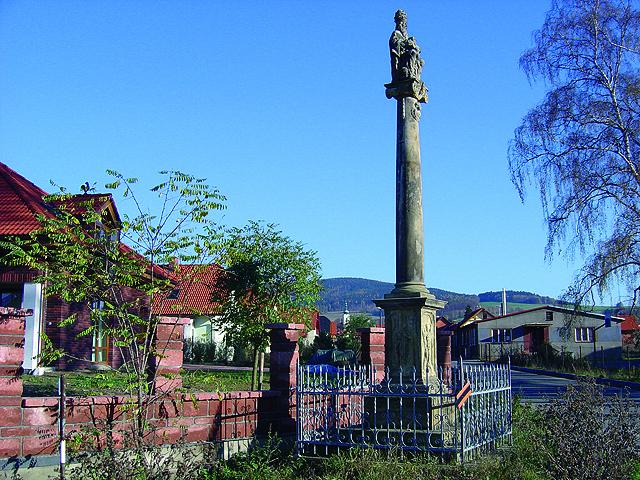 Oplocení sochy Oplocení sochy